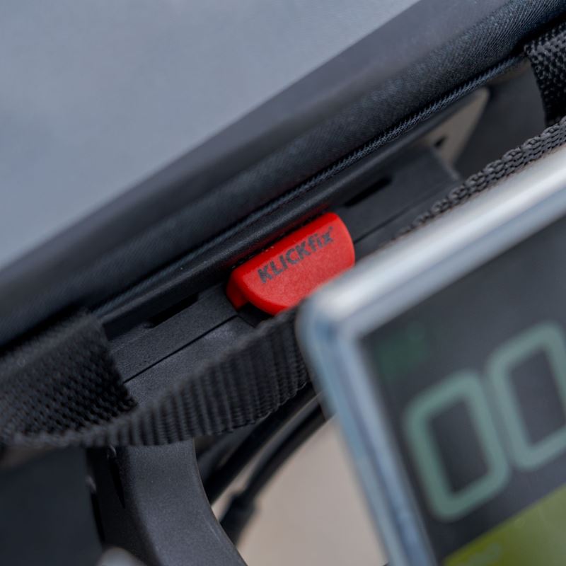 Sporttinen ohjaustankolaukku