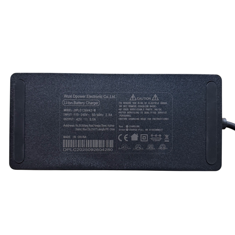 Laturi (E) 42V 3A - DPLC126V42-W - Nova Lite etc