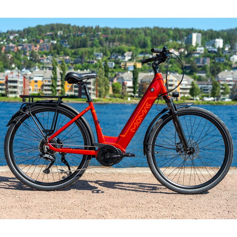 Momas Balance+ 2026 - Red - M (EN50604 battery, Digiwise display)